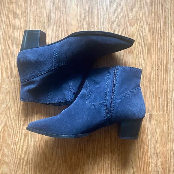 Seychelles Shoes - NWOT Seychelles Blue Suede Boots